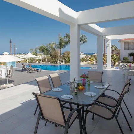 5 Schlafzimmer Privater Pool In Zentrum Semesterbostad